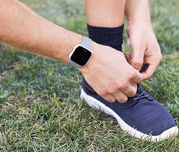 Amazon.com: Fitbit Versa Smart Watch, Gray/Silver Aluminium